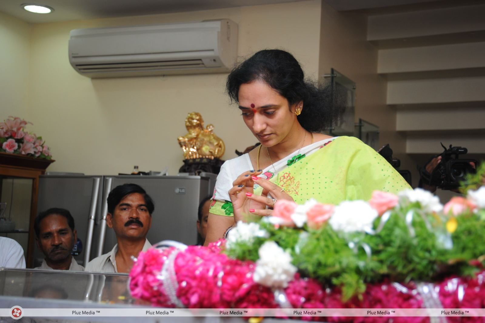 Dasari Padma Funeral and Condolences Pictures | Picture 112369